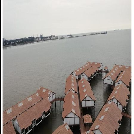 Hotel Seaview Gateway - Private Owner Port Dickson Esterno foto